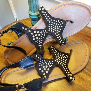 😷2for $10 Black suede Sandals